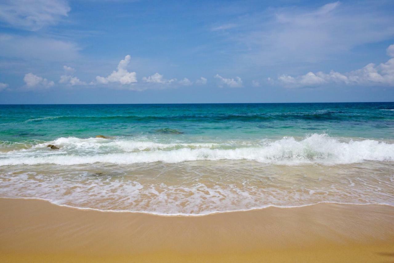 Отель Sun & Sea Nai Yang Phuket Экстерьер фото